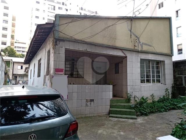 Terreno / Lote para Venda em São Paulo/SP Real Parque 3 Quartos