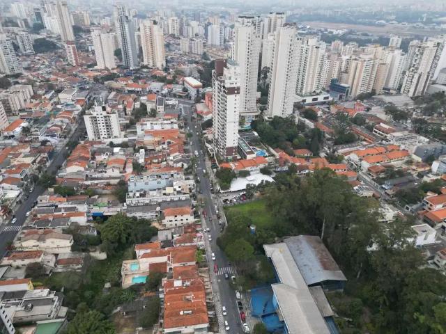 Terreno / Lote para Venda em São Paulo/SP Santa Teresinha