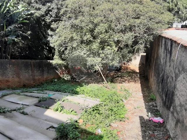Terreno / Lote para Venda em São Paulo/SP Santa Teresinha