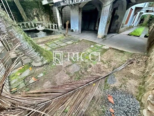 Terreno / Lote para Venda em São Vicente/SP Itararé
