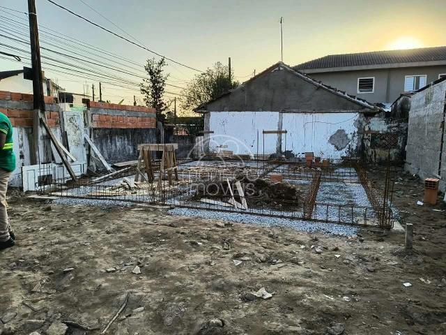 Terreno / Lote para Venda em São Vicente/SP Jardim Guassu