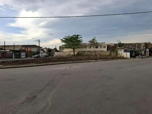 Terreno / Lote para Venda em São Vicente/SP Samarita