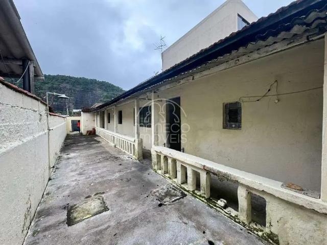 Terreno / Lote para Venda em São Vicente/SP Vila São Jorge