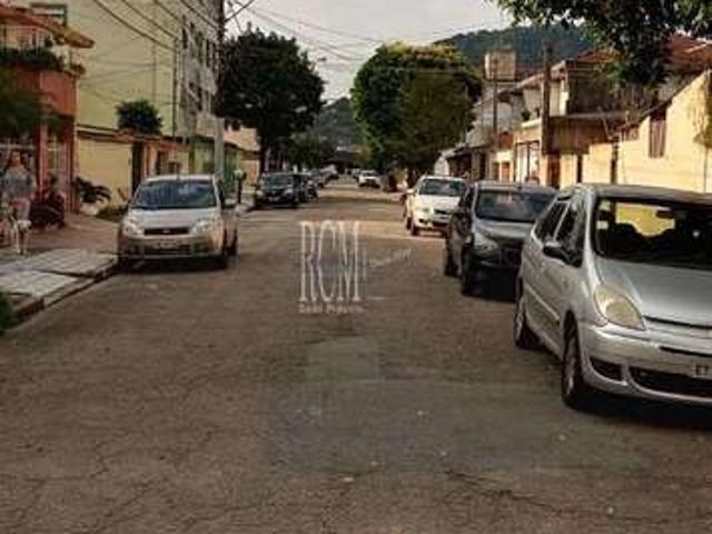 Terreno / Lote para Venda em São Vicente/SP Vila Valença