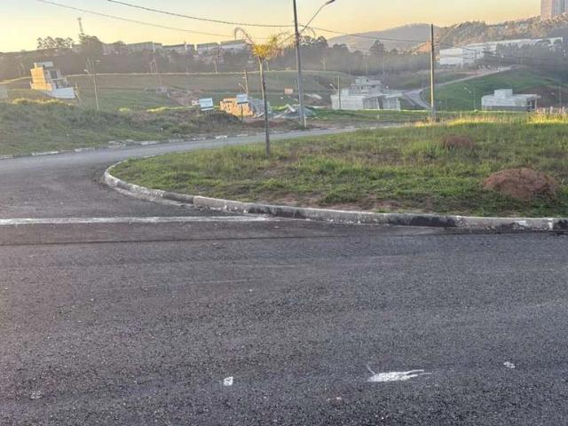 Terreno / Lote para Venda em Santana de Parnaíba/SP Chácara Jaguari Fazendinha