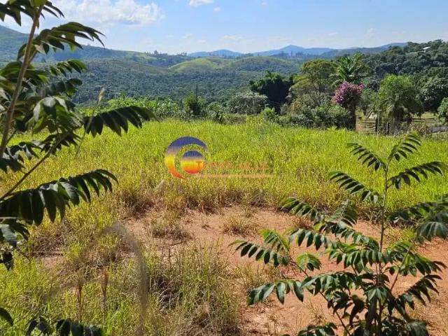 Terreno / Lote para Venda em Santana de Parnaíba/SP Suru