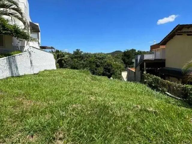 Terreno / Lote para Venda em Santana de Parnaíba/SP Suru
