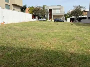 Terreno / Lote para Venda em Santana de Parnaíba/SP Tamboré