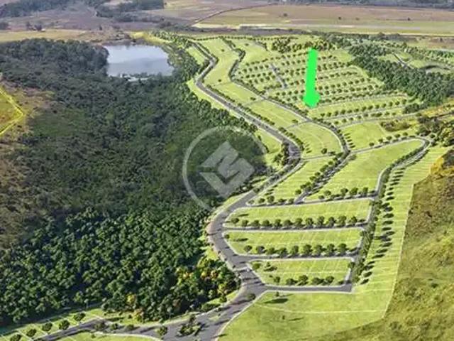 Terreno / Lote para Venda em Santana do Paraíso/MG Jardins