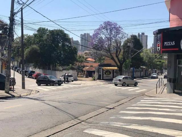 Terreno / Lote para Venda em Santo André/SP Jardim