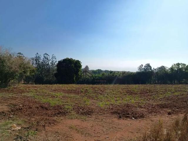 Terreno / Lote para Venda em Santo Antônio de Posse/SP Barreiro