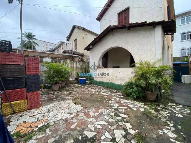 Terreno / Lote para Venda em Santos/SP Vila Mathias