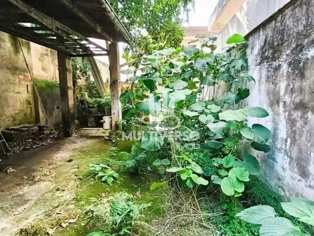 Terreno / Lote para Venda em Santos/SP Boqueirão
