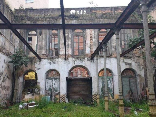 Terreno / Lote para Venda em Santos/SP Centro