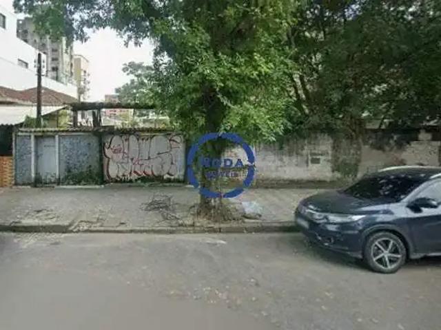Terreno / Lote para Venda em Santos/SP Embaré