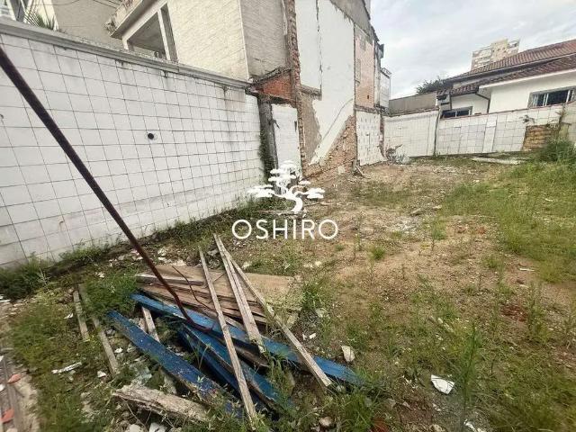 Terreno / Lote para Venda em Santos/SP Embaré