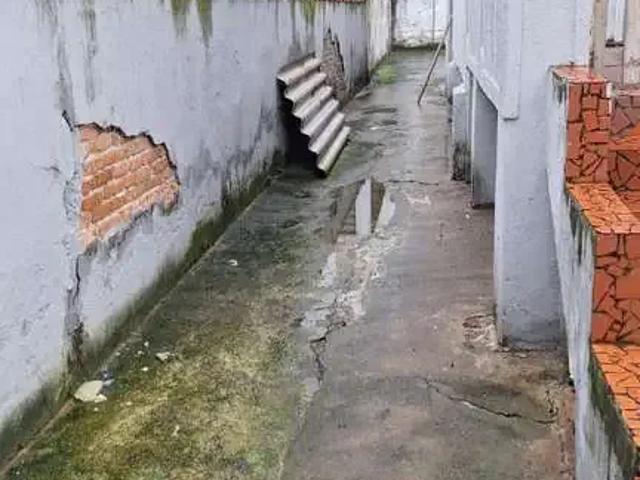 Terreno / Lote para Venda em Santos/SP Embaré