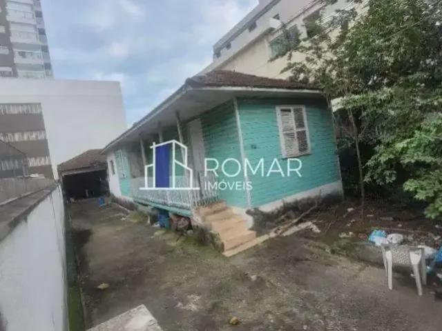 Terreno / Lote para Venda em Santos/SP Embaré