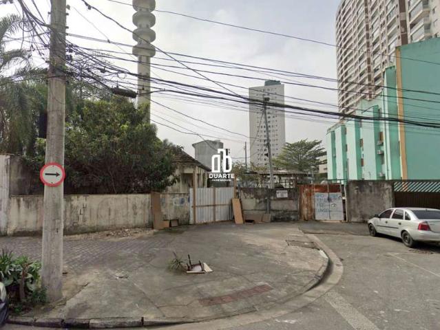 Terreno / Lote para Venda em Santos/SP Encruzilhada