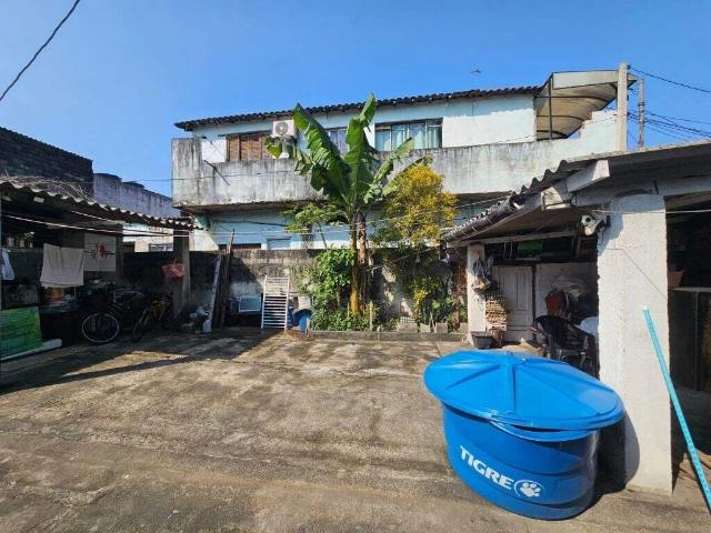 Terreno / Lote para Venda em Santos/SP Estuário