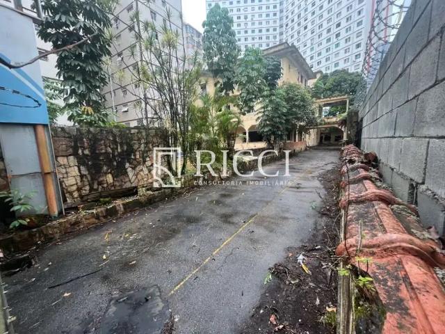 Terreno / Lote para Venda em Santos/SP José Menino