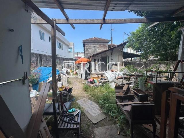 Terreno / Lote para Venda em Santos/SP Macuco