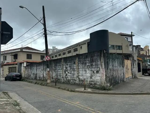 Terreno / Lote para Venda em Santos/SP Macuco