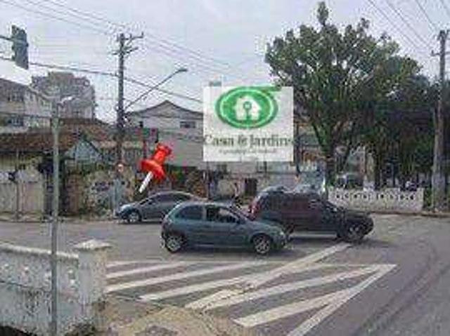 Terreno / Lote para Venda em Santos/SP Marapé