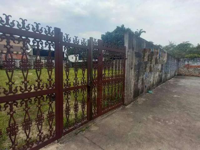 Terreno / Lote para Venda em Santos/SP Ponta da Praia