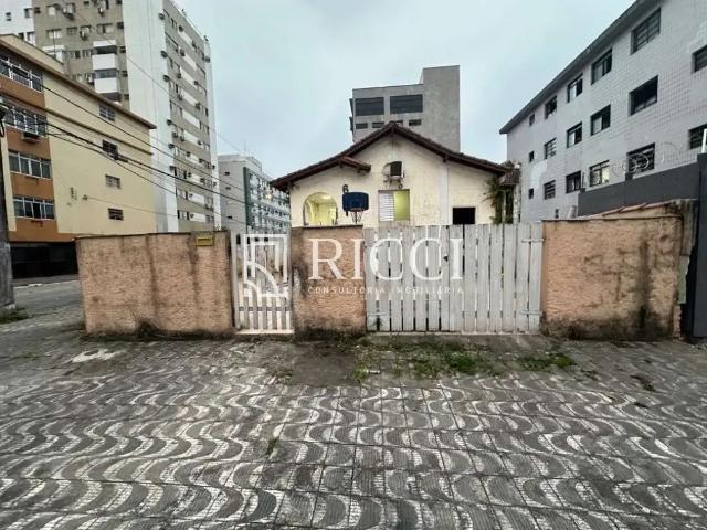 Terreno / Lote para Venda em Santos/SP Ponta da Praia