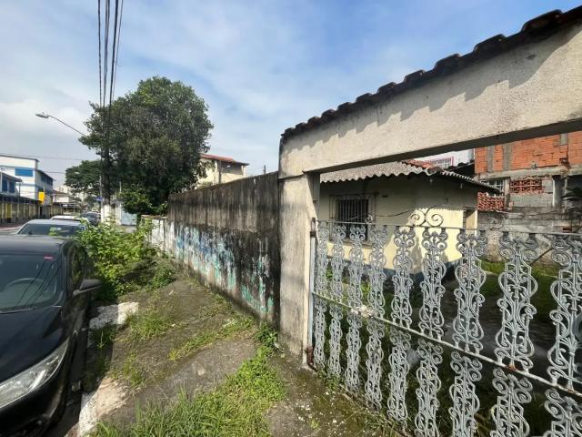 Terreno / Lote para Venda em Santos/SP Santa Maria