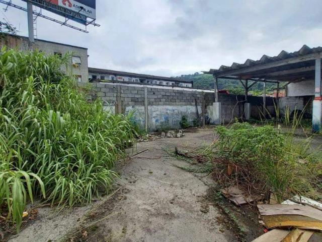 Terreno / Lote para Venda em Santos/SP Saboó