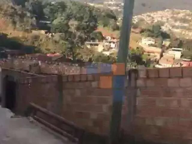 Terreno / Lote para Venda em Sabará/MG Morro São Francisco