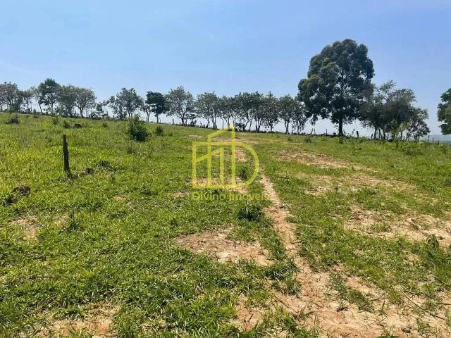 Terreno / Lote para Venda em Salto de Pirapora/SP Centro