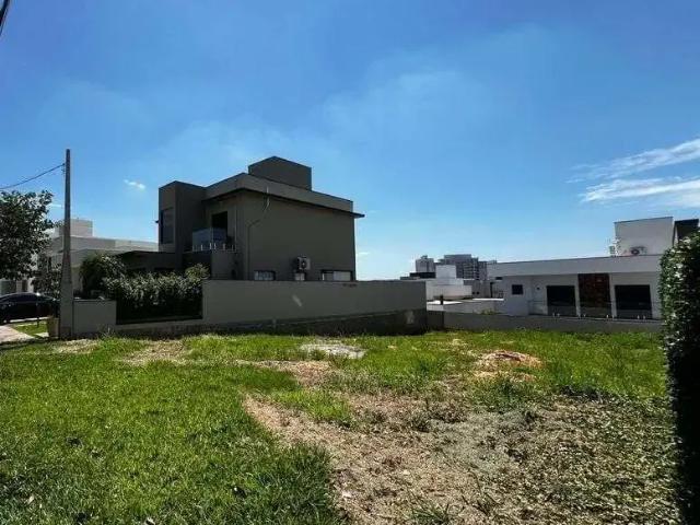 Terreno / Lote para Venda em Salto/SP Centro