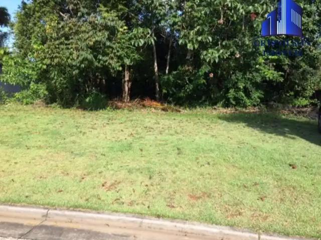 Terreno / Lote para Venda em Salvador/BA Alphaville I