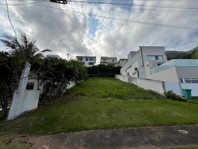 Terreno / Lote para Venda em Salvador/BA Alphaville II