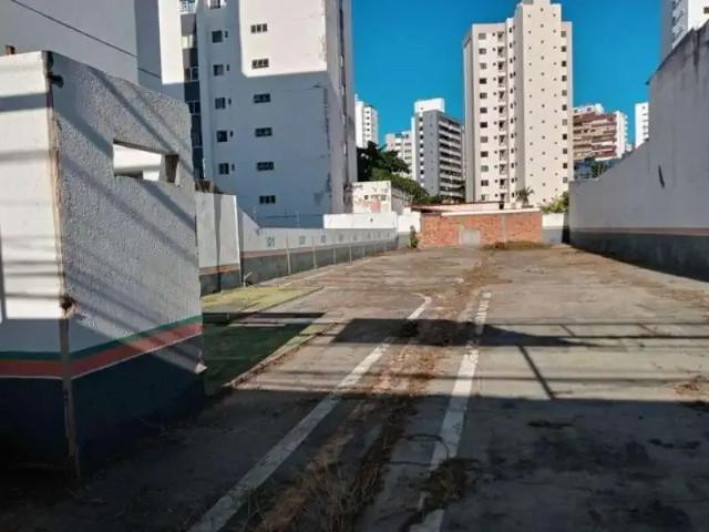 Terreno / Lote para Venda em Salvador/BA Pituba