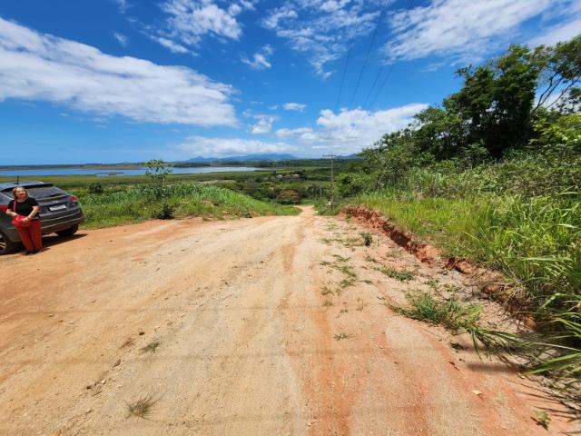 Terreno / Lote para Venda em Saquarema/RJ Vilatur