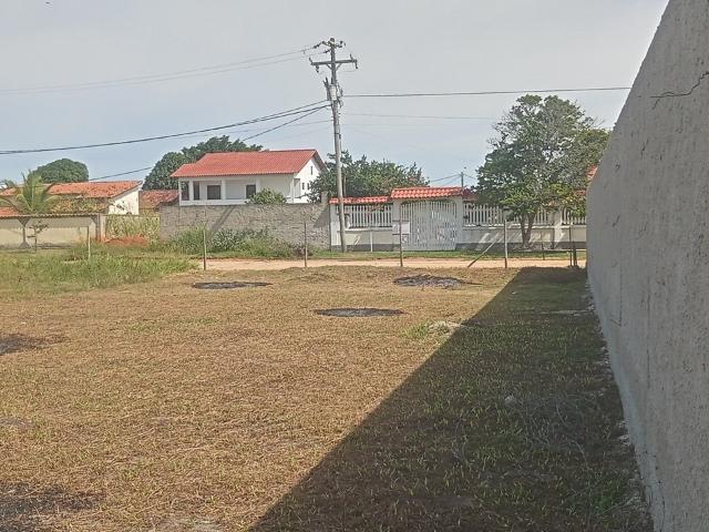 Terreno / Lote para Venda em Saquarema/RJ Jaconé Sampaio Correia