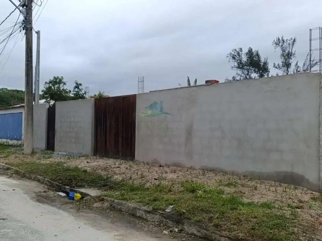 Terreno / Lote para Venda em Saquarema/RJ Leigos