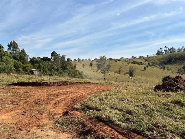 Terreno / Lote para Venda em Sarandi/PR Jardim Centro Civico