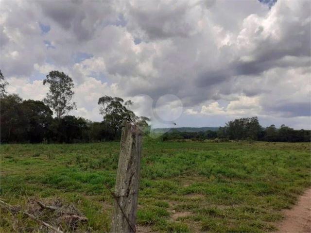 Terreno / Lote para Venda em Sarandi/PR Jardim Centro Civico