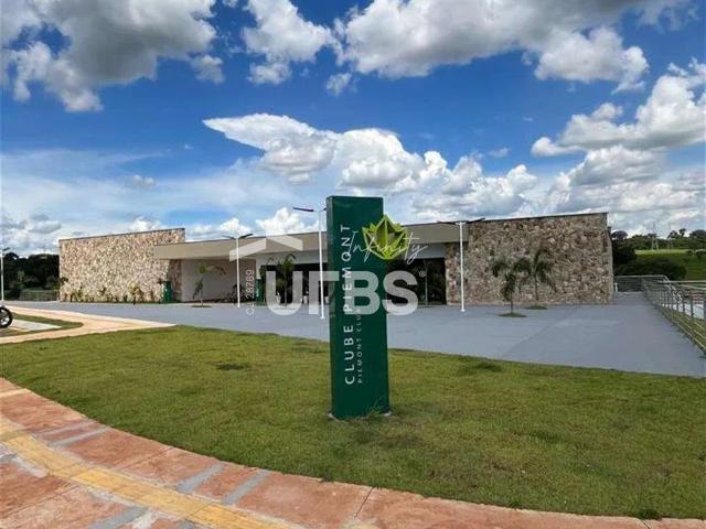 Terreno / Lote para Venda em Senador Canedo/GO Jardim Flamboyant