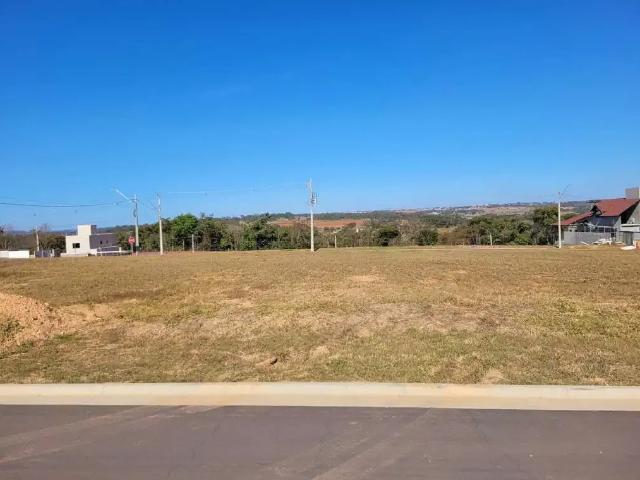 Terreno / Lote para Venda em Senador Canedo/GO Jardins Capri