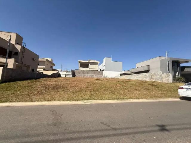 Terreno / Lote para Venda em Senador Canedo/GO Jardins Bolonha