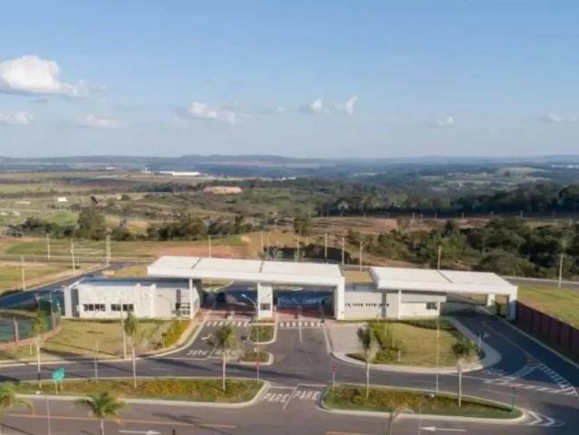 Terreno / Lote para Venda em Senador Canedo/GO Jardins Nápoles