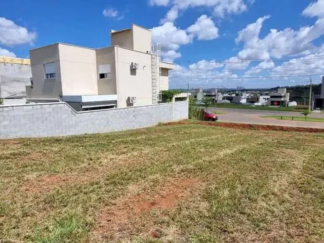 Terreno / Lote para Venda em Senador Canedo/GO Jardins Parma