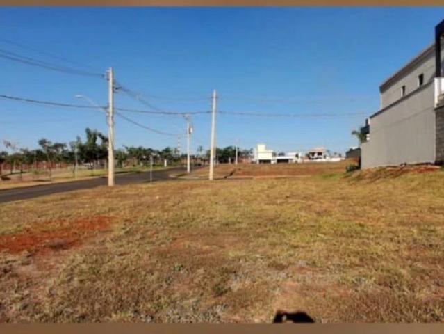 Terreno / Lote para Venda em Senador Canedo/GO Jardins Parma