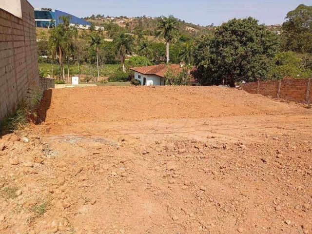 Terreno / Lote para Venda em Serra Negra/SP Jardim Belvedere do Lago